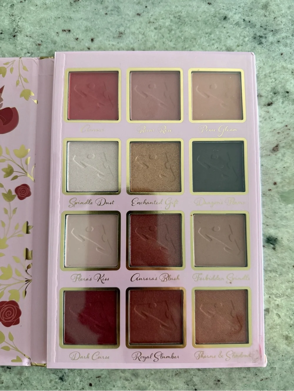 NEW Disney Princess Eyeshadow & Lip Balm Gift Set